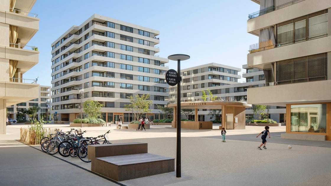 Le cabinet dans le quartier Belle-Terre
